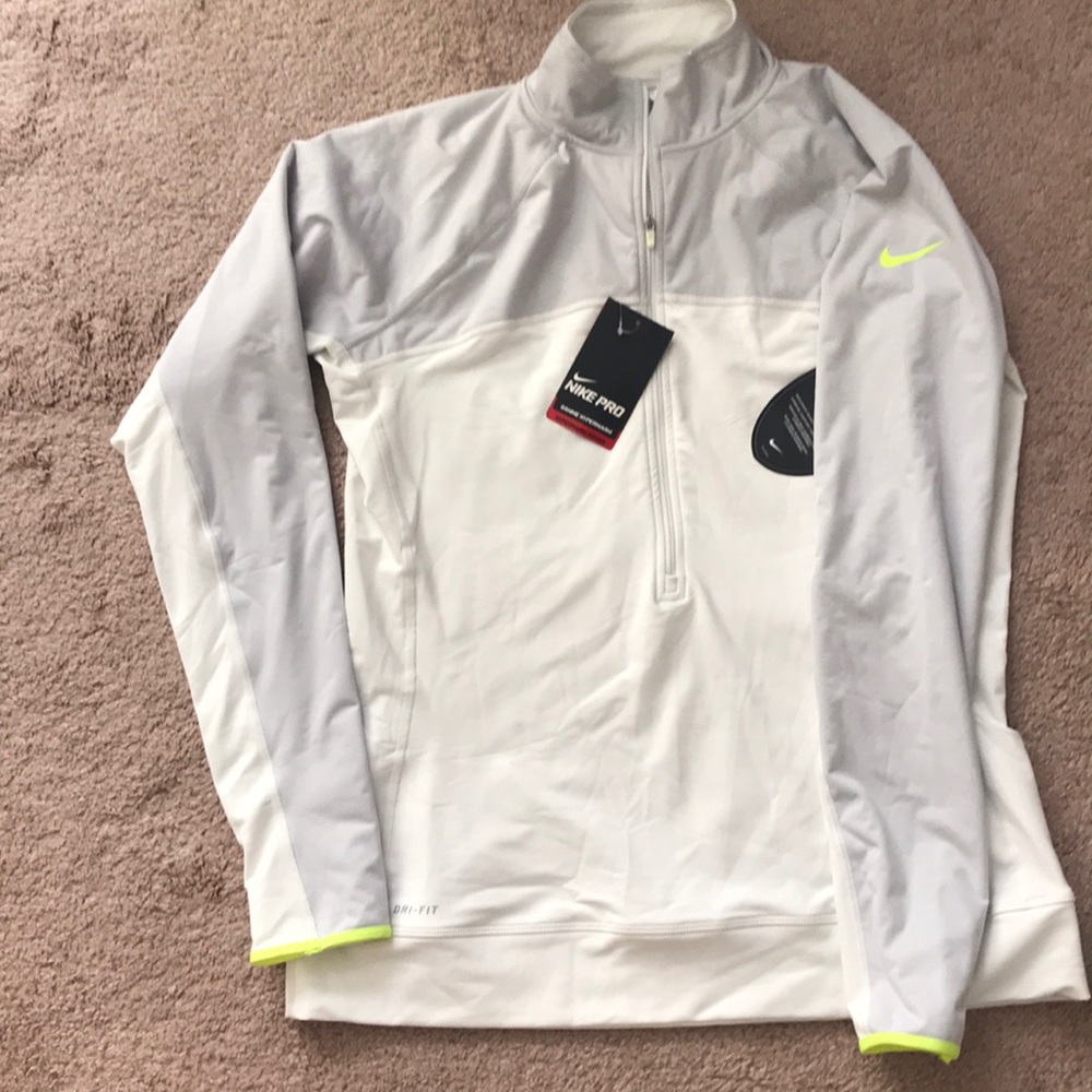 Nike 1/2 zip